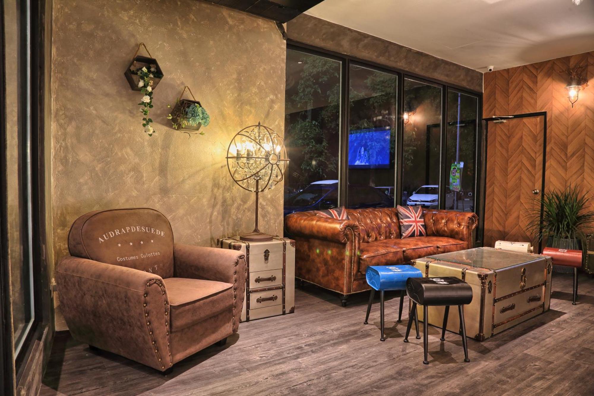 Kristal Hotel